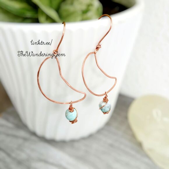 Upcycled Hammered Copper Crescent Moon Dangle Earrings, Gemstone Agate 2.5" - Picture 1 of 4